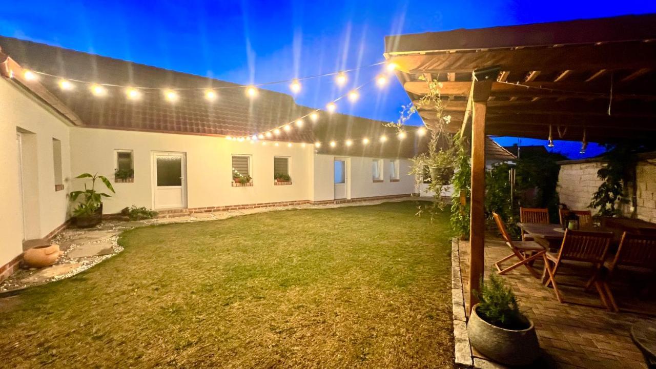 Apartmany Ellie Znojmo Exterior foto