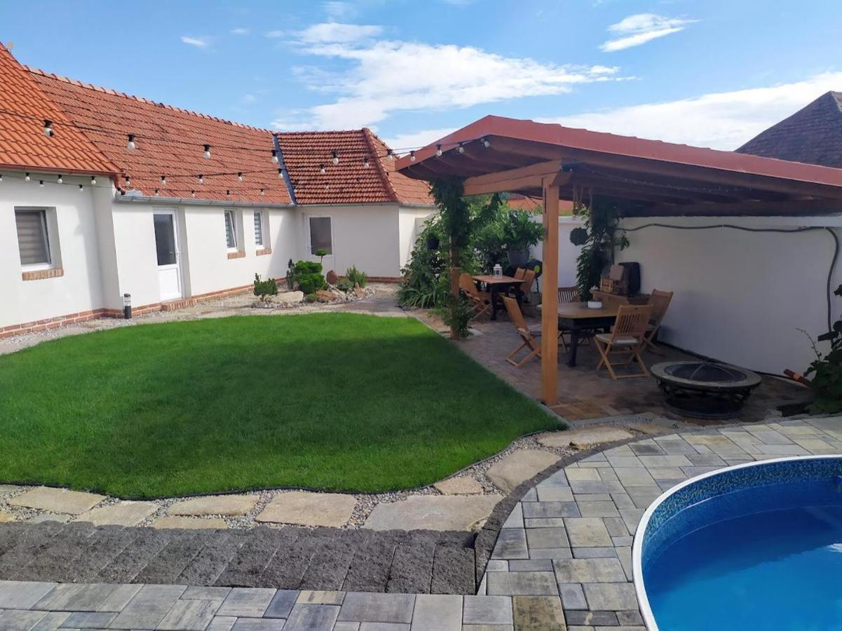 Apartmany Ellie Znojmo Exterior foto